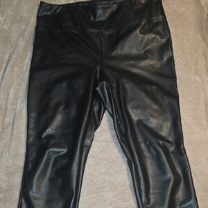 Laundry By Shelli Segal Black Faux Leather Pants